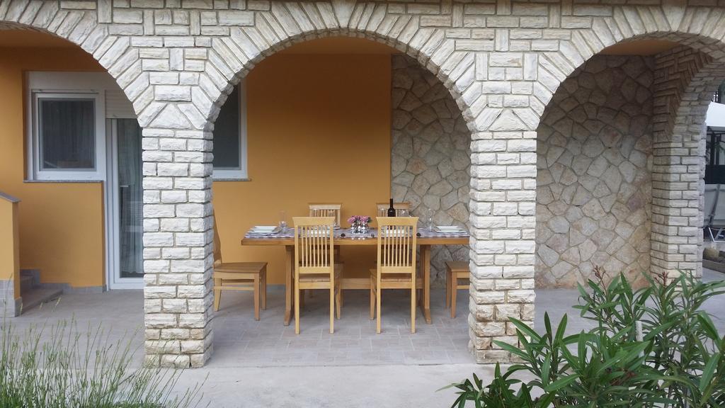 Kuca Za Odmor Vugica Villa Polje  Buitenkant foto